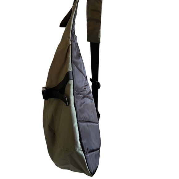 Urban Outfitters Bag | Backpack | Sling Bag - New w/ Tags! - Picture 7 of 11